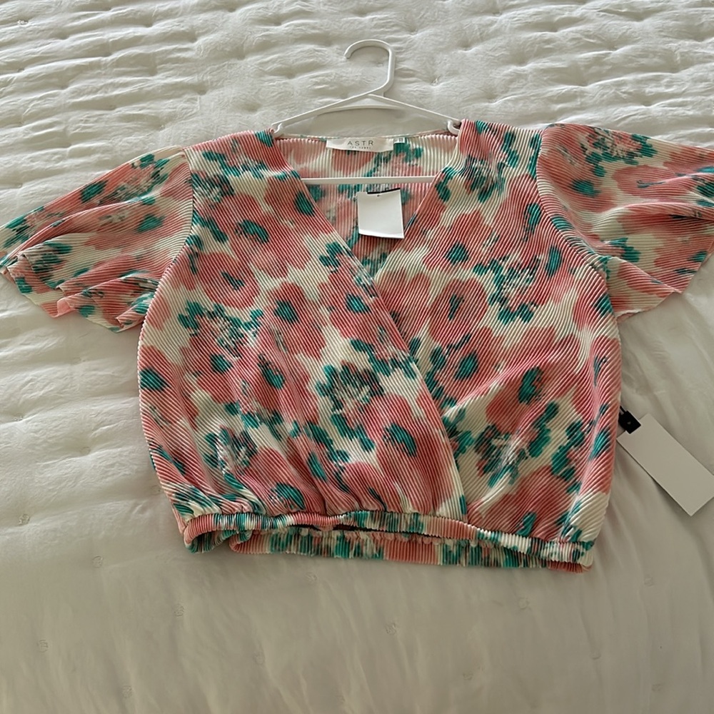 ASTR top - Picture 3 of 4